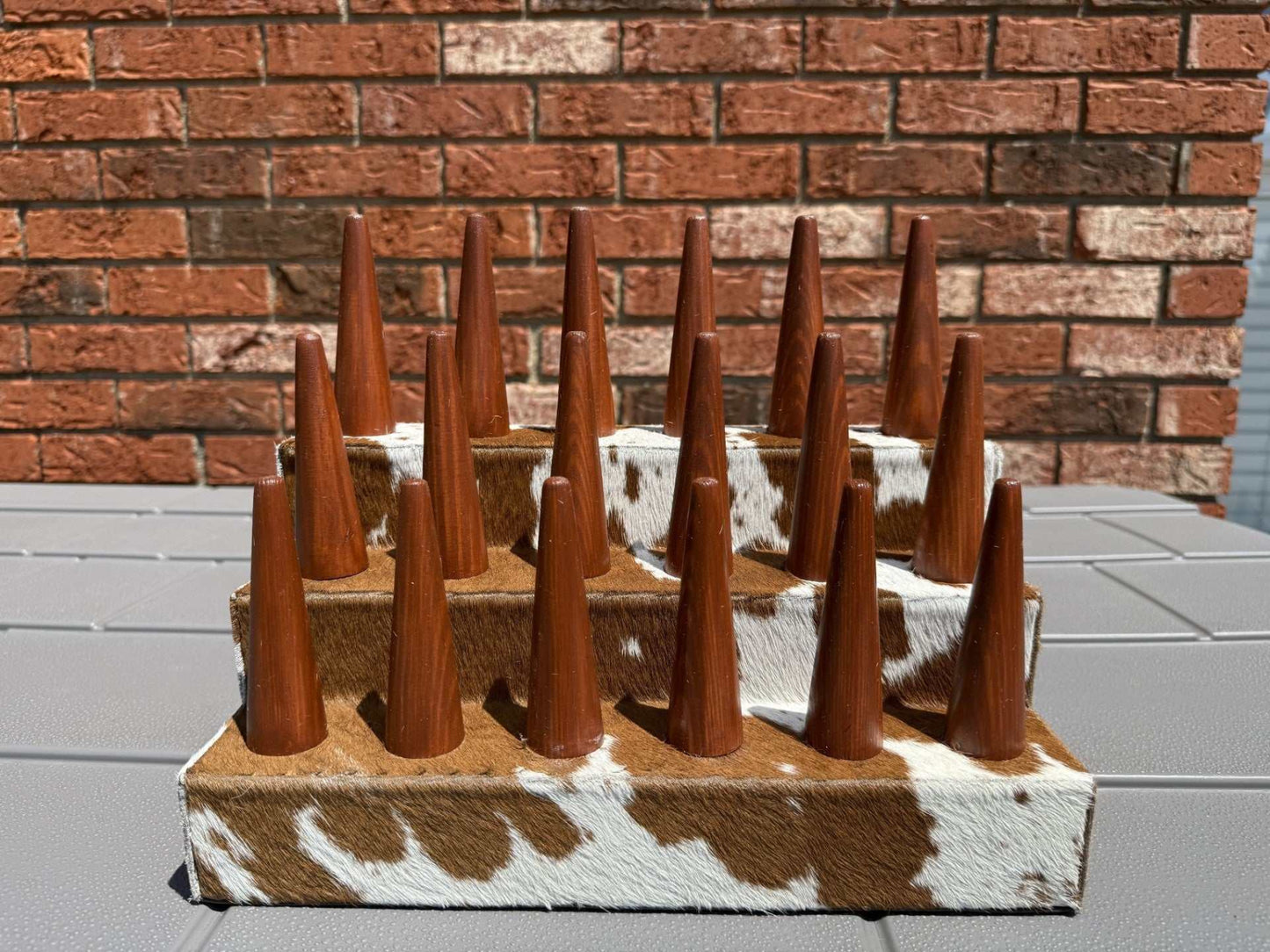 Handmade 18 finger cowhide ring holder unique jewelry display