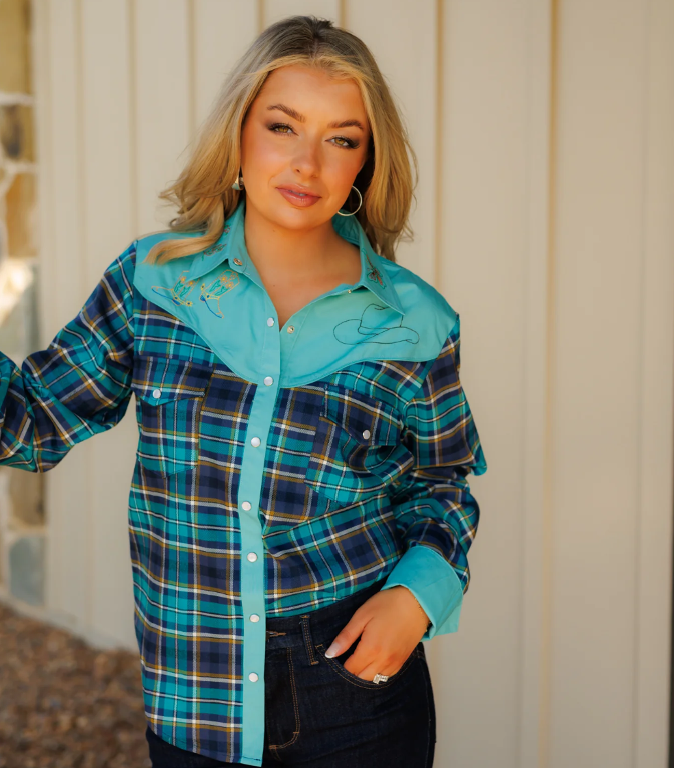 Howdy Hanny long sleeve embroidered flannel shirt with pearl snap closure